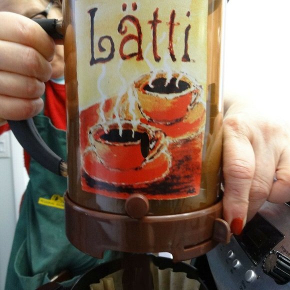 Latti Air-Tight Metering Coffee Dispenser 16oz Canister Keeps Grounds Fresh - Picture 7 of 10